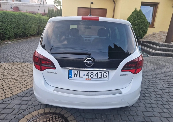 Opel Meriva cena 32600 przebieg: 149600, rok produkcji 2014 z Darłowo małe 79